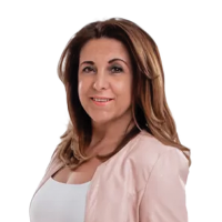 REDENCZKI MARCSI | Stand Up Comedy Humortársulat