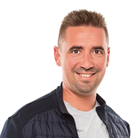 VALTNER MÁLYKI | Stand Up Comedy Humortársulat