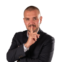 GAJDOS ZOLTÁN | Stand Up Comedy Humortársulat