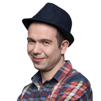 KERTÉSZ RICSI | Stand Up Comedy Humortársulat