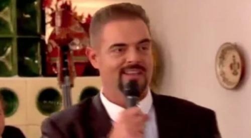 Nótaénekesnek állt a Showder Klubos humorista | Stand Up Comedy Humortársulat