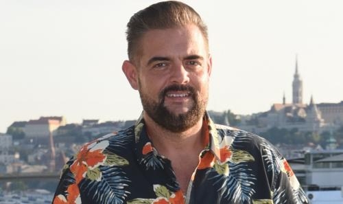 Régi álma válhat valóra: erre készül a magyar humorista | Stand Up Comedy Humortársulat