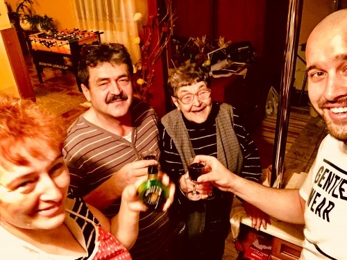 A hó fogságába esett Horváth Gábor karácsonykor gyerekkorában | Stand Up Comedy Humortársulat