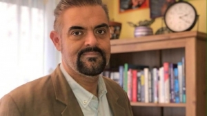 Online tévéműsorral próbálja a lelket tartani az emberekben Orosz György | Stand Up Comedy Humortársulat