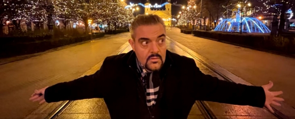 „Adj nekem egy órát és soha többé nem fogsz elfelejteni”, írta hódolója Orosz Gyurinak | Stand Up Comedy Humortársulat