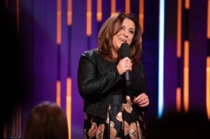 10 kérdés - 10 válasz REDENCZKI MARCSI | Stand Up Comedy Humortársulat