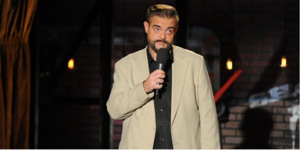 Kivezetik az előadásról azt, aki nevetni mer a magyar humorista előadásán | Stand Up Comedy Humortársulat