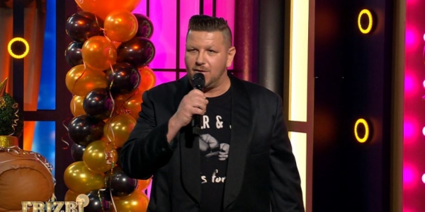 Debreceni stand-up komikus nyerte a Frizbi humorbajnokságot | Stand Up Comedy Humortársulat