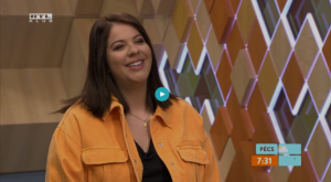 Taroltak az online ismerkedős sztorik, Pácz Viki első nőként nyerte meg a Humortechnikumot | Stand Up Comedy Humortársulat