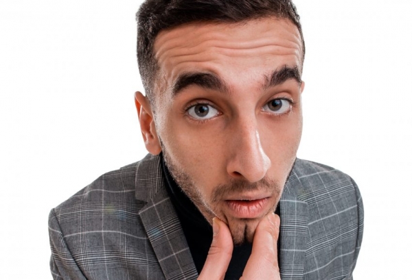 „Ha elkezdek arabul beszélni, annak mindig nevetés a vége” - Al-Gharati Magyed egy ország szívét nyerte meg | Stand Up Comedy Humortársulat