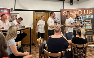 Balatonfűzfői ezüstérem született a 10. Humortechnikum tehetségkutatón - VEOL.HU | Stand Up Comedy Humortársulat