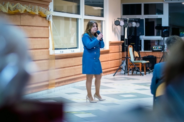 Jubileumi nyugdíjasbált rendezett a Kecskeméti Nyugdíjasszövetség | Stand Up Comedy Humortársulat