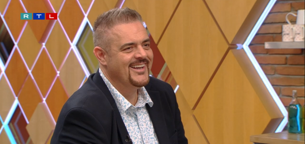 Orosz Gyuri a mesterséges intelligenciát is beépíti műsorestjeibe - RTL - videó  | Stand Up Comedy Humortársulat