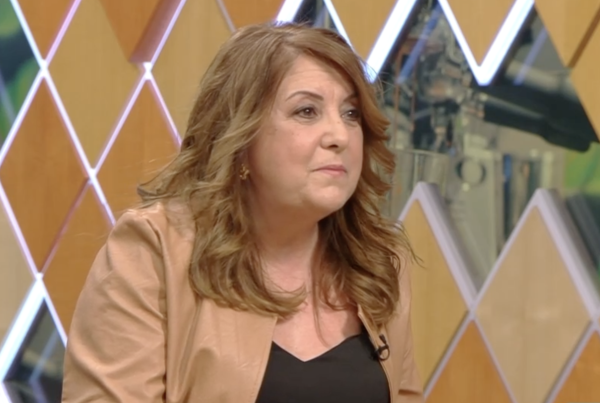 Redenczki Marcsi: Dallas-on nevelkedett, Sandokánba szerelmes és George Michaelben csalódott nők, fel a kezeket! - RTL - Reggeli | Stand Up Comedy Humortársulat