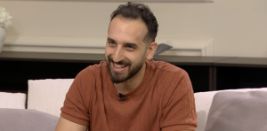 Hat év kemény munka után megszerezte a fogorvosi diplomát dr. Al-Gharati Magyed - RTL Reggeli - videó | Stand Up Comedy Humortársulat