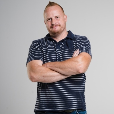 GYURICZA BALÁZS | Stand Up Comedy Humortársulat