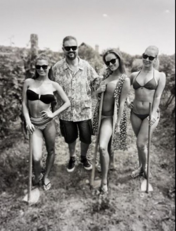 Orosz Gyuri kapálni ment | Stand Up Comedy Humortársulat