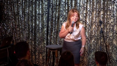 Redenczki Marcsi - Balatoni nyár - Stand up Comedy 1.Rész - 2023 Október - Stand Up Comedy Club | Stand Up Comedy Humortársulat